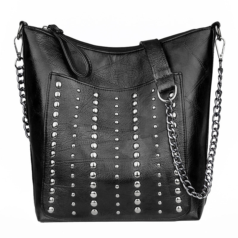 New Female Retro Large-capacity PU Soft Leather Rivet