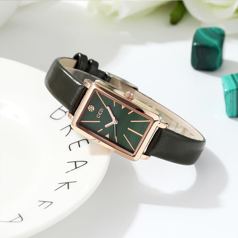 "Vintage Square Chic Women's Timepiece"