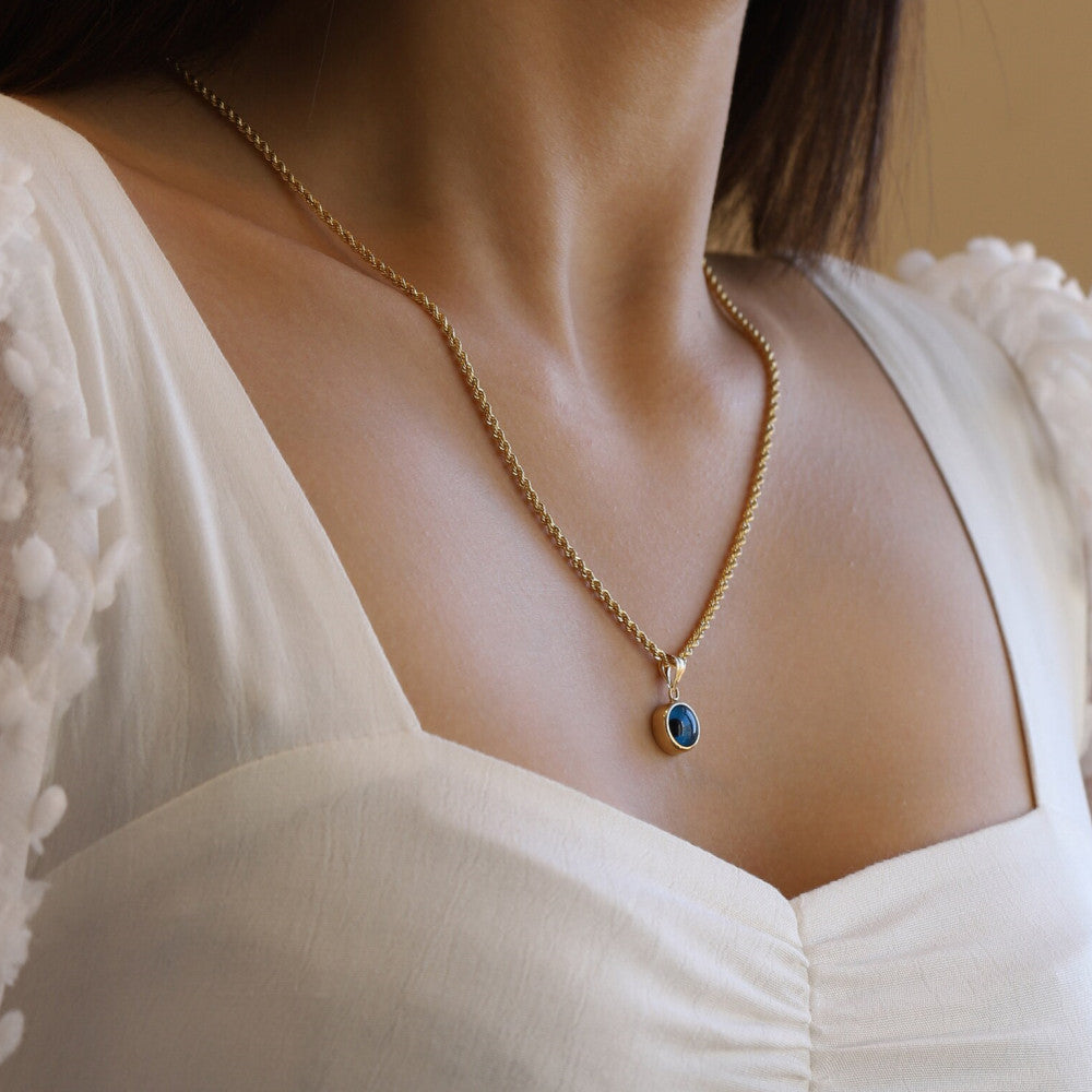 Round Eye Pendant Twist Chain Titanium Steel Plated 18k Gold