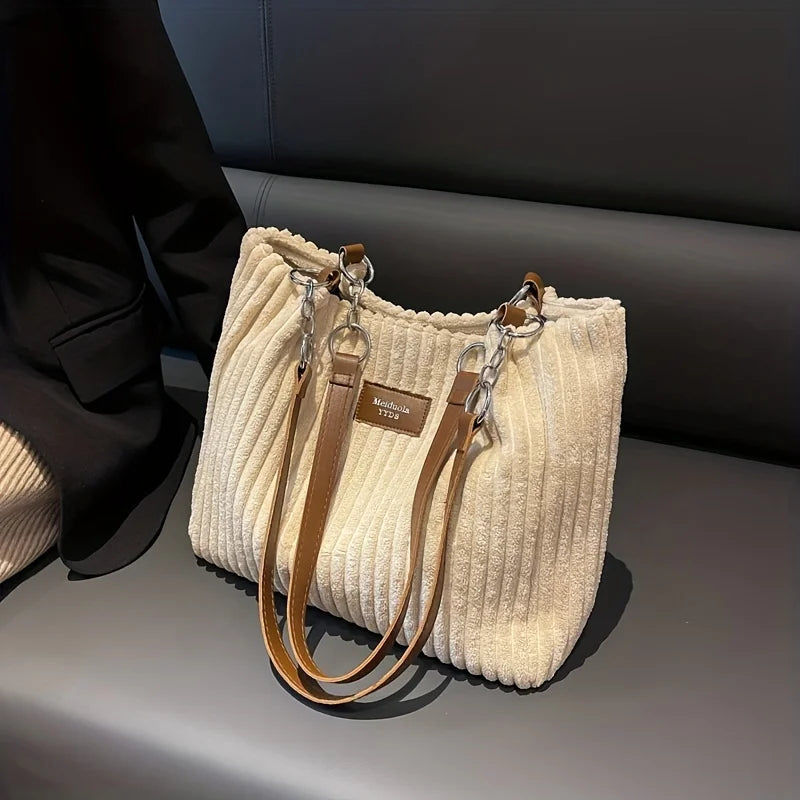 Enchanté Shoulder Bag