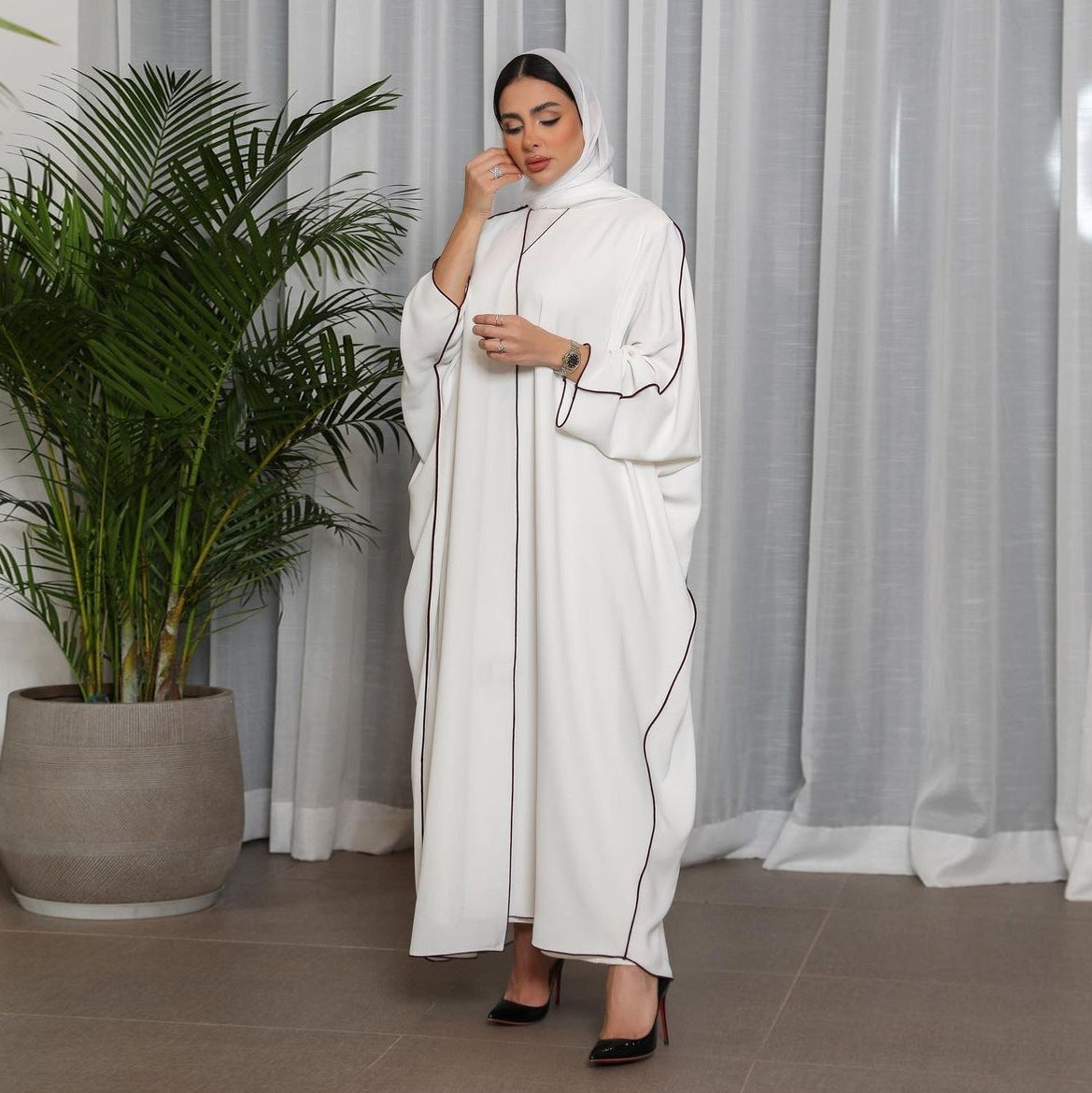 LINA ABAYA