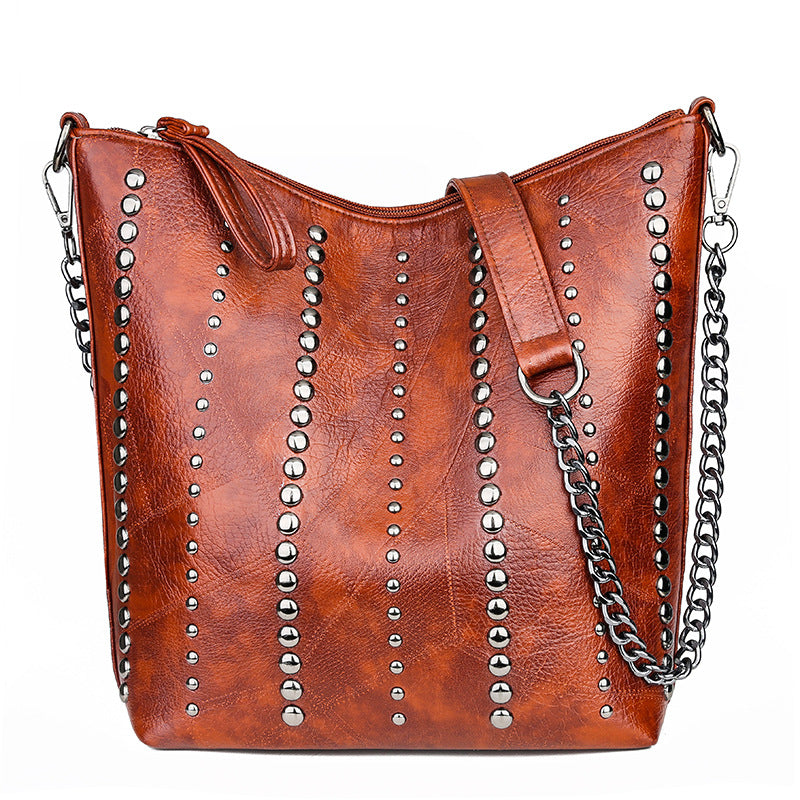 New Female Retro Large-capacity PU Soft Leather Rivet