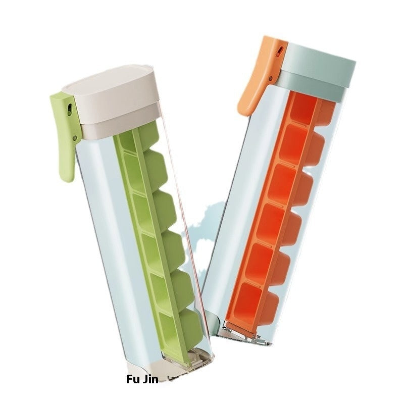 Ice Cube Mold with Storage Box – Stay cool, stay smart.