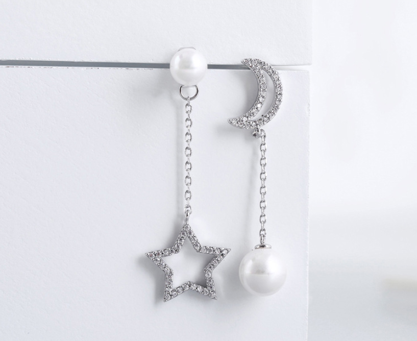 Xingyue Asymmetric Pearl Earrings