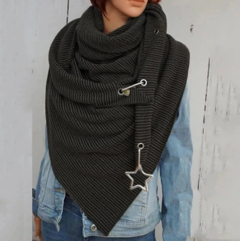 Triangle scarf