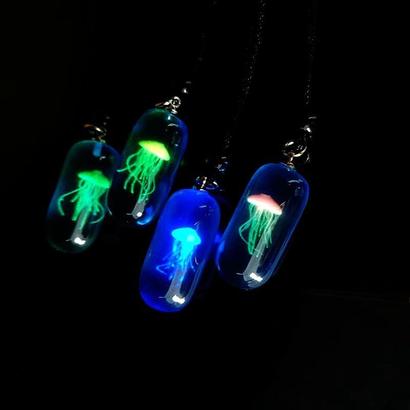 New Jellyfish Glowing Necklace Animal Model Resin Pendant