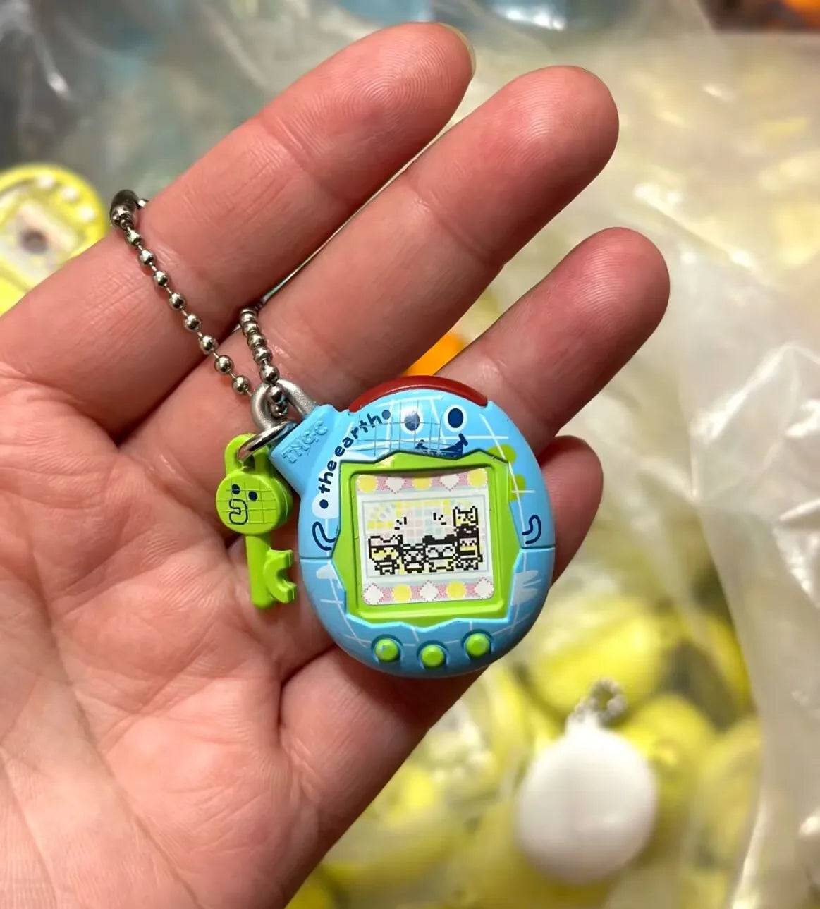 New Bandai - 4th Tamagotchi Miniature Pendant Angel White Gift Defective Bulk