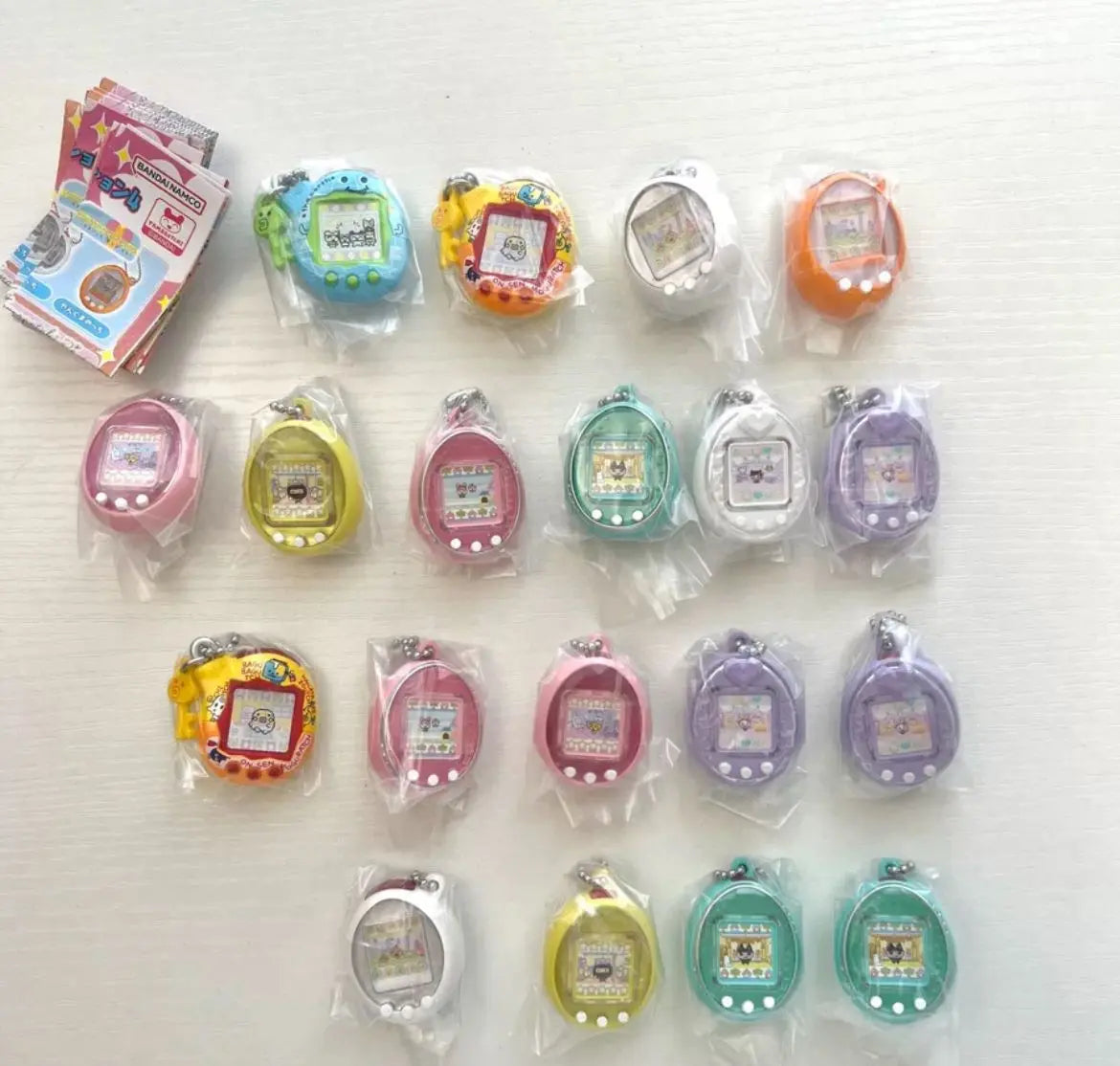 New Bandai - 4th Tamagotchi Miniature Pendant Angel White Gift Defective Bulk