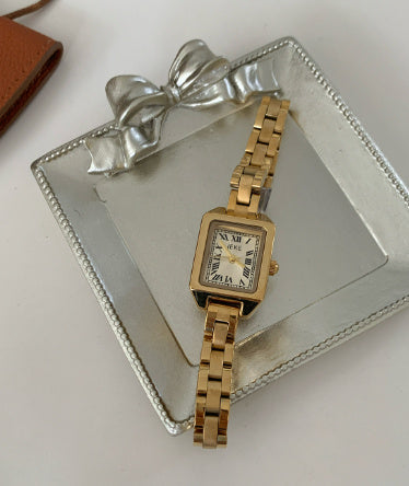 IEKE Light Luxury High-grade Retro Roman Quartz Watch