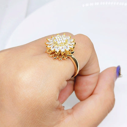 Rotating SUNFLOWER Full Diamond Sunflower Ring